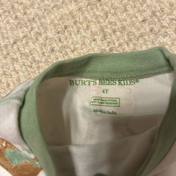 Christmas pajamas - Picture 3 of 3